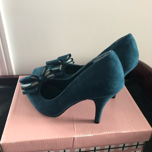 Teal Suede Pumps - Picture 2 of 7